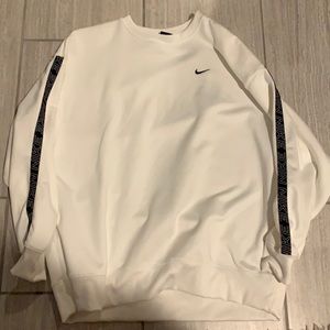 White Nike Sweatshirt